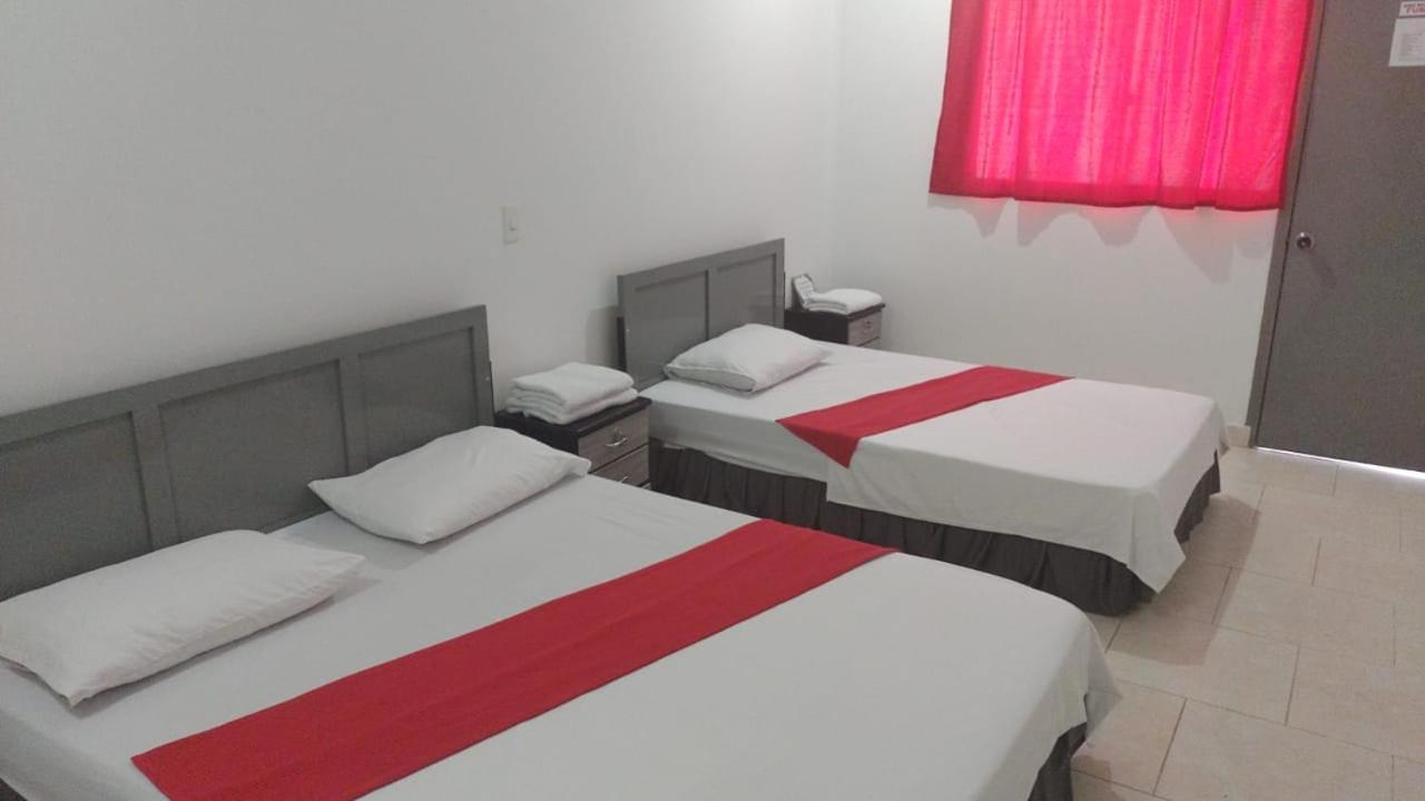 Hotel Gueicer 쿠쿠타 외부 사진