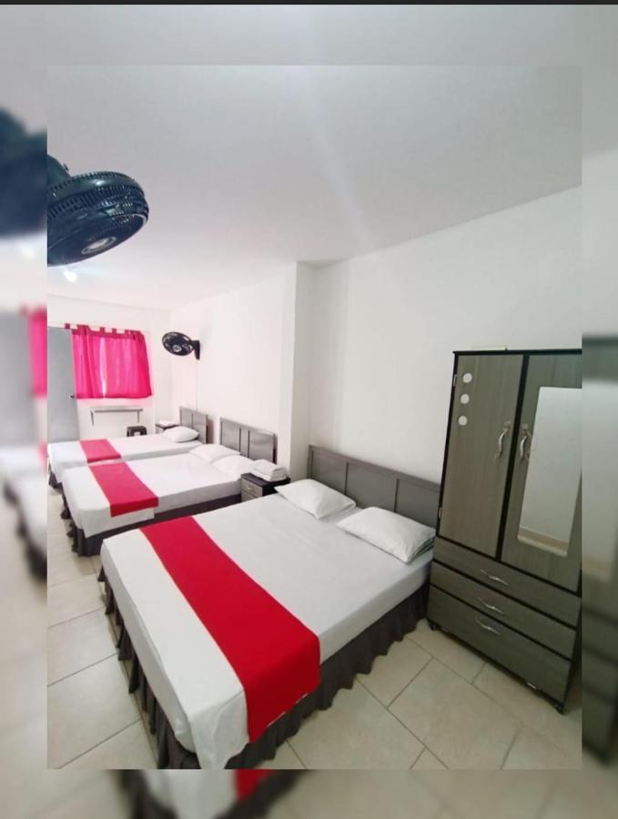 Hotel Gueicer 쿠쿠타 외부 사진